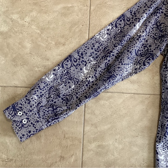 Men’s Bugatchi Uomo long sleeved, shaped fit shirt, size small. - Picture 6 of 8